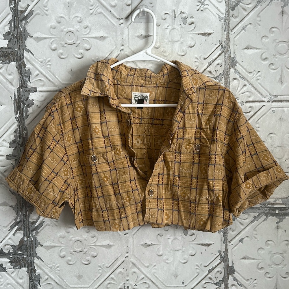 Super cropped button down boxy woven polo